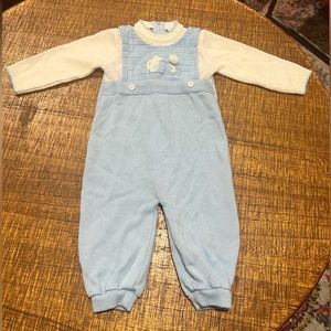 6-9m vintage bunny long sleeve onesie. Bodysuit
